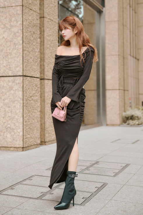 ドロストオフショルスウェットセットアップ