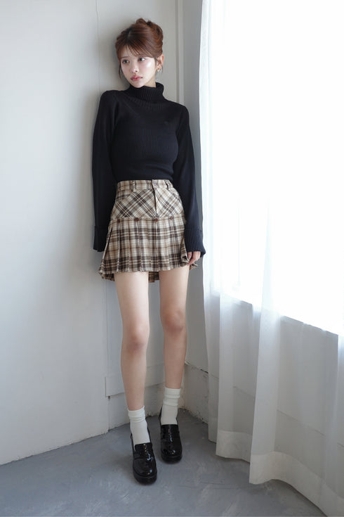 フレアスリーブタートルニットトップス