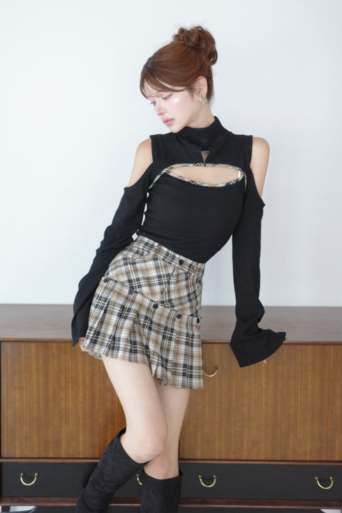 チェックパイピングカットアウトトップス