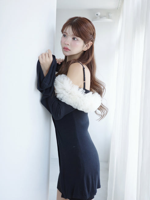 チュールオフショルアシンメトリーワンピース