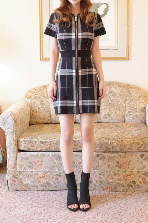 カービープレイドニットワンピース