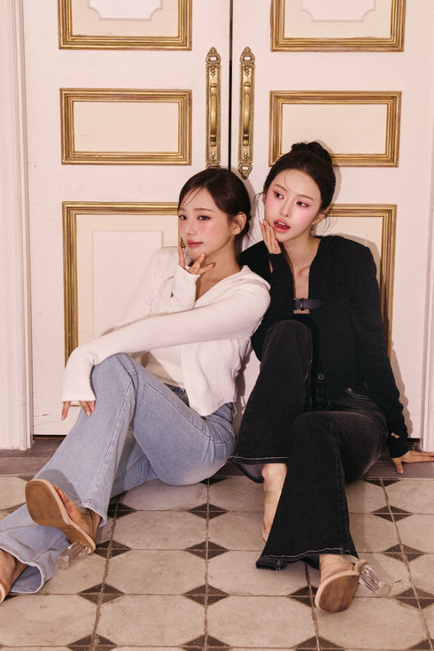 桃尻フレアデニム