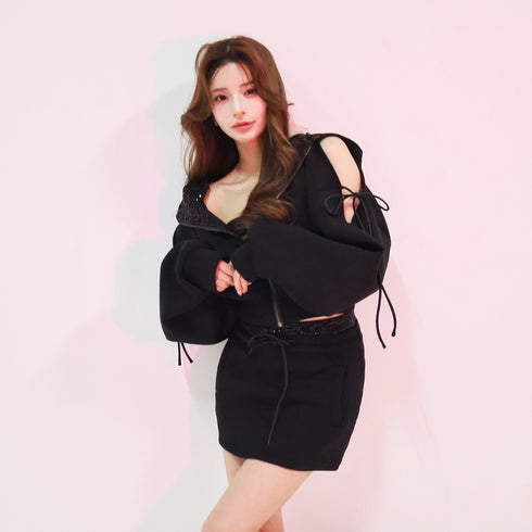 Shoulder cutout sequin sweatshirt setup