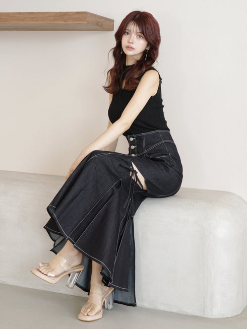 カットアウトノースリニットトップス