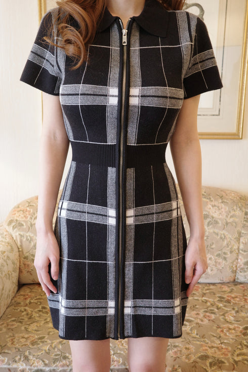 カービープレイドニットワンピース