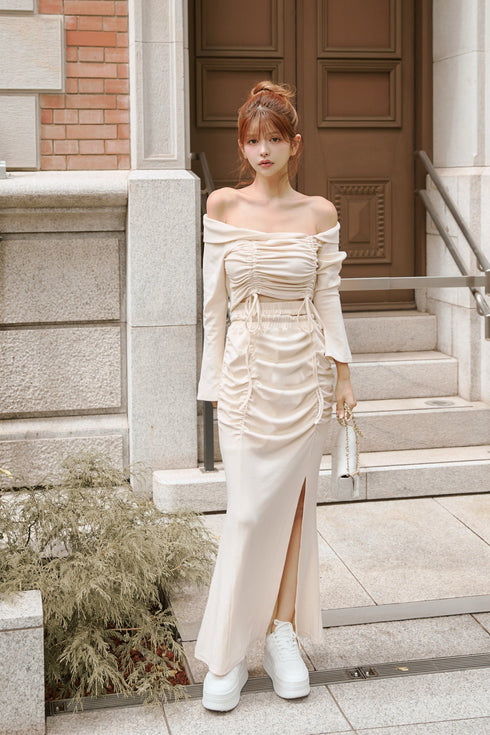 ドロストオフショルスウェットセットアップ