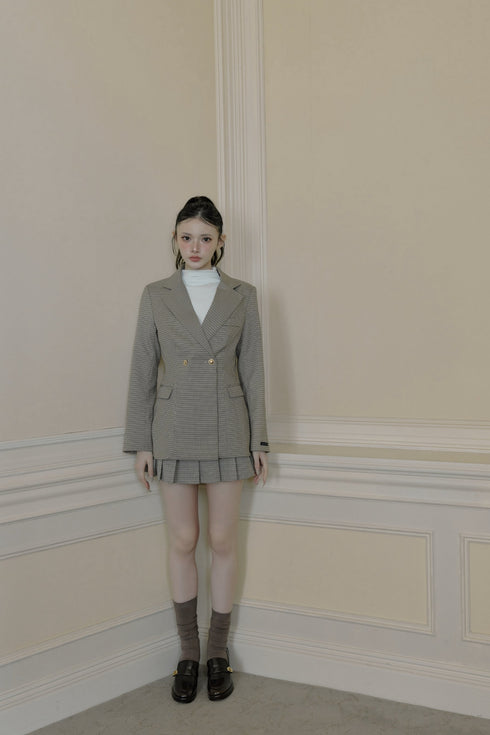 モデル:身長165cm Sサイズ着用
