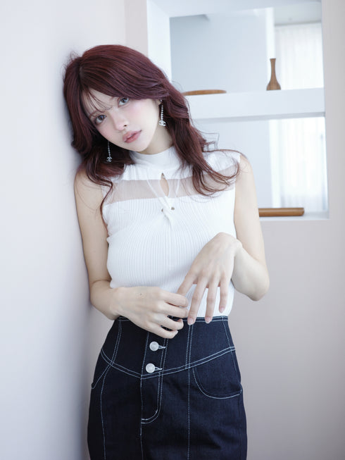 カットアウトノースリニットトップス