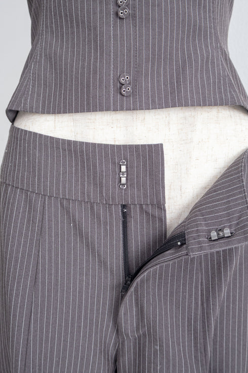 レースピンストライプスラックスセットアップ