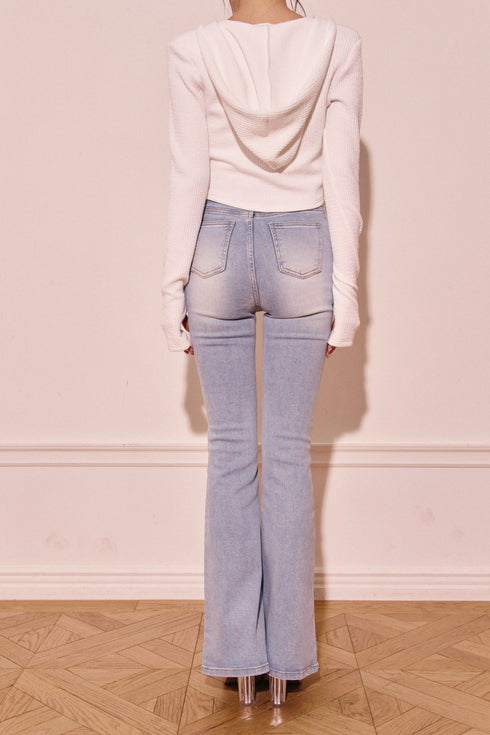 桃尻フレアデニム