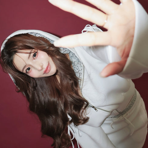 Shoulder cutout sequin sweatshirt setup