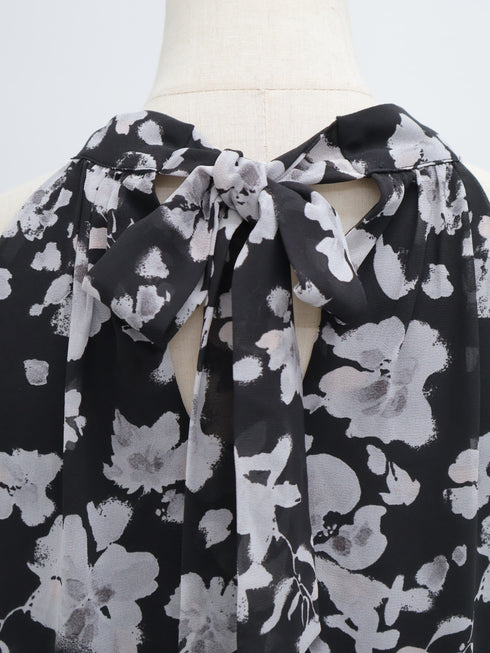 ホルターネックフレグランスマキシワンピース