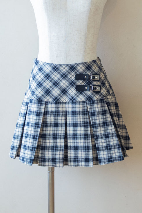 ベルテッドプレッピースカート