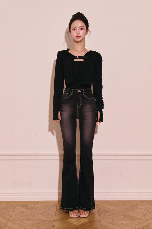 桃尻フレアデニム