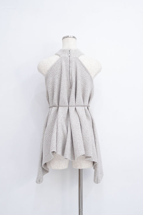 ホルターニットアンサンブル