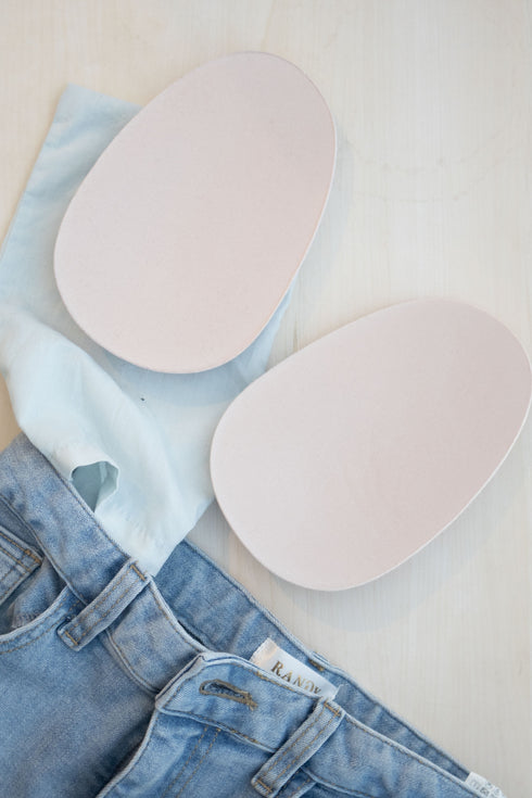 桃尻フレアデニム