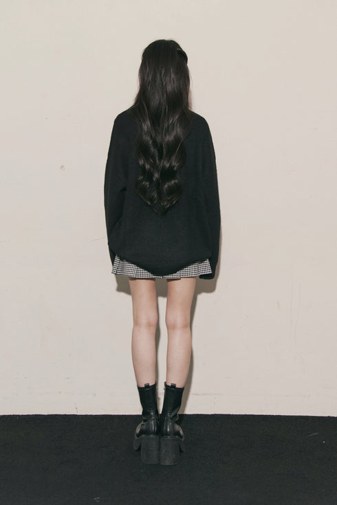 オーバーサイズロゴニットプルオーバー