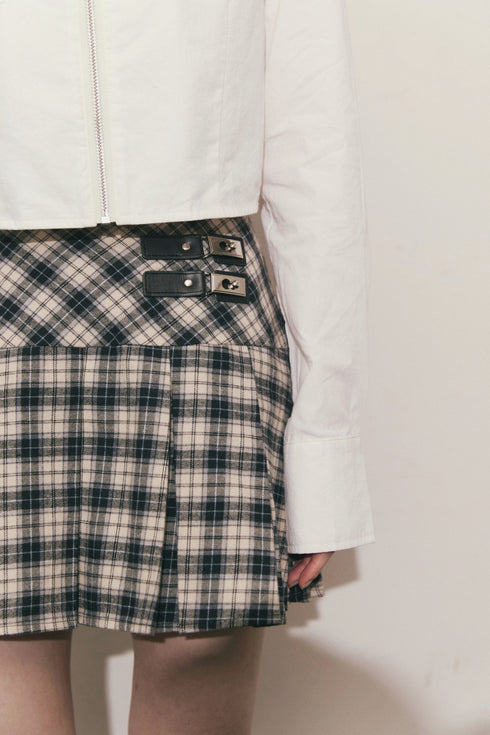 ベルテッドプレッピースカート