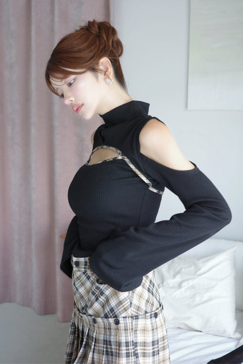 チェックパイピングカットアウトトップス