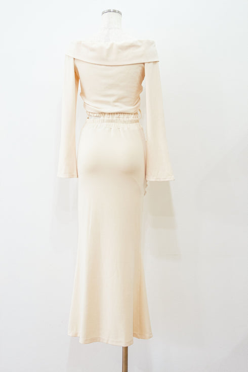 ドロストオフショルスウェットセットアップ