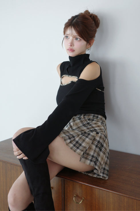 チェックパイピングカットアウトトップス