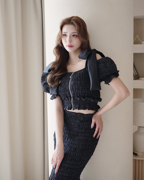 ストリングコアオフショルシャーリングセットアップ