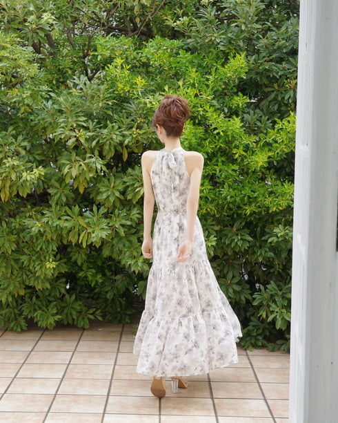 ホルターネックフレグランスマキシワンピース