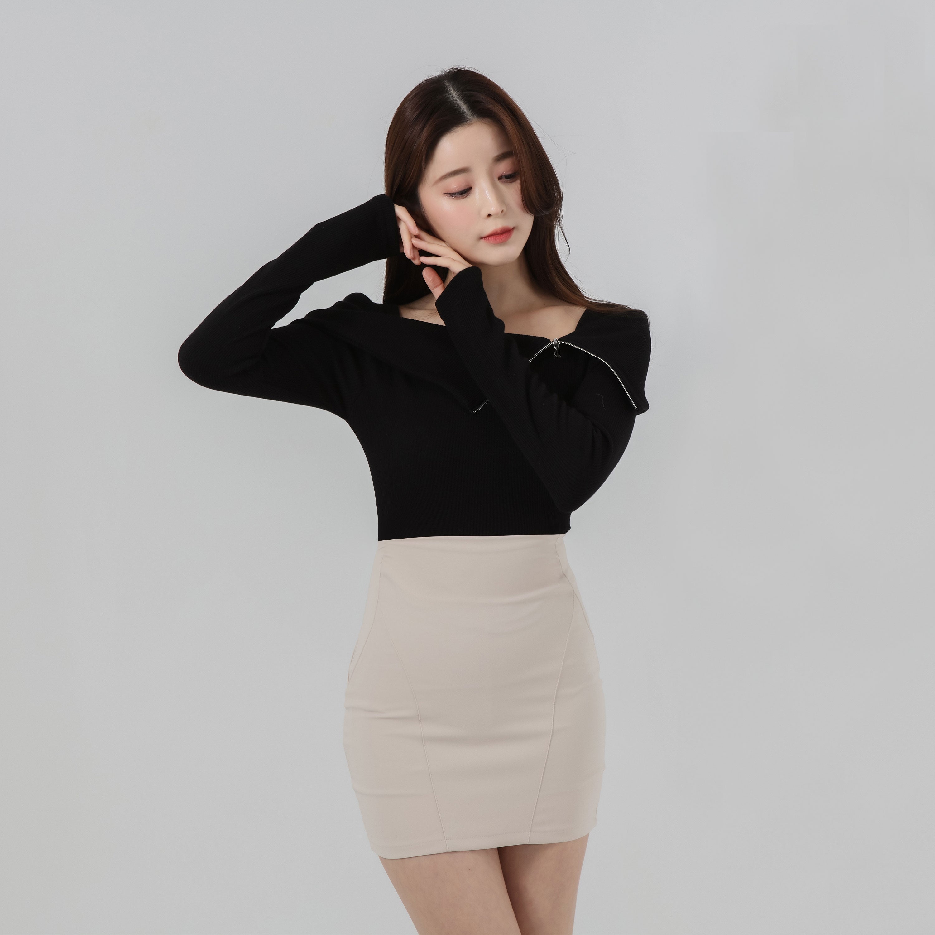 【モデル着用サイズ:FREE】身長:164cm/ Bust 70B/ Waist 65/Hip 90